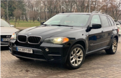 Фото: BMW X5 2010