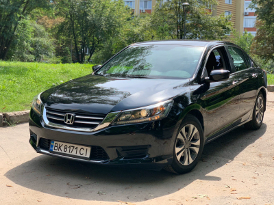 Фото: Honda Accord 2014