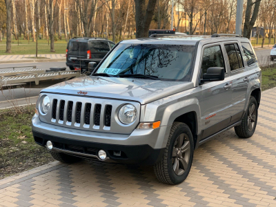 Фото: Jeep Patriot 2016