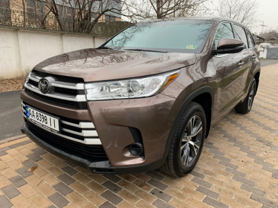 Фото: Toyota Highlander 2018